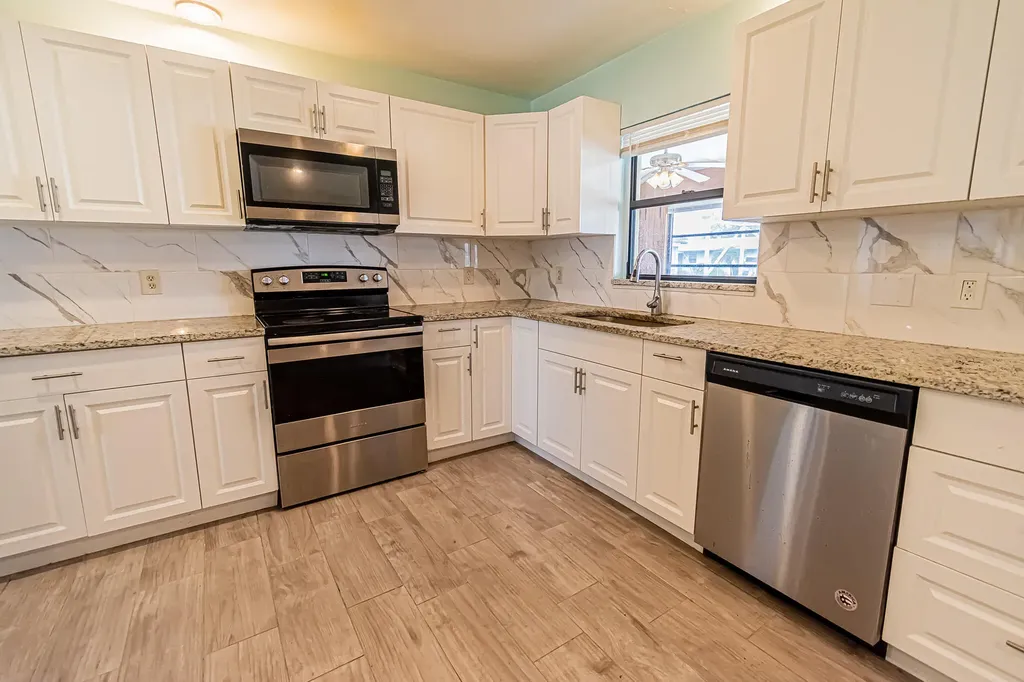 188 NW Broadview Street Port St Lucie FL 34983