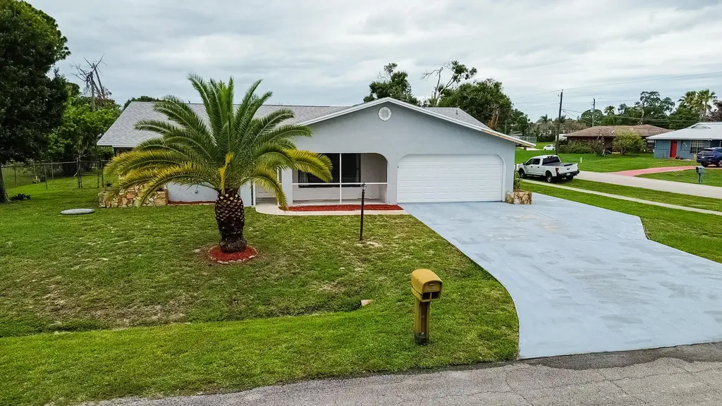 188 NW Broadview Street Port St Lucie FL 34983