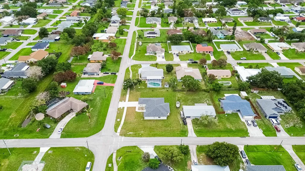 188 NW Broadview Street Port St Lucie FL 34983