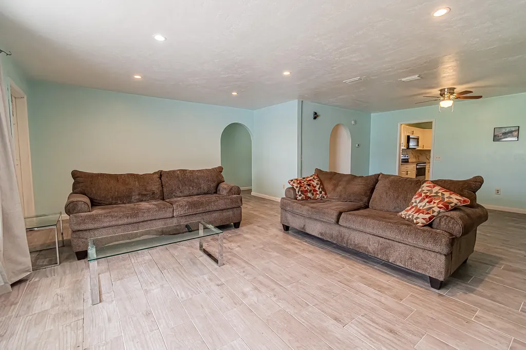 188 NW Broadview Street Port St Lucie FL 34983