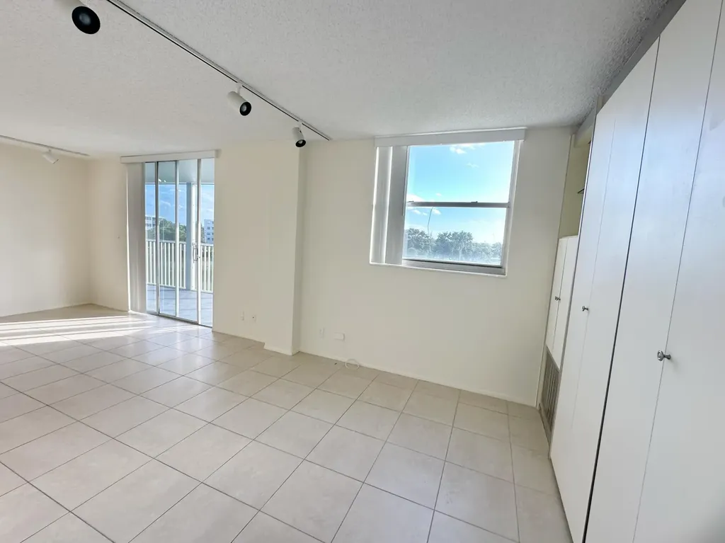 5301 NW 2nd Avenue Boca Raton FL 33487