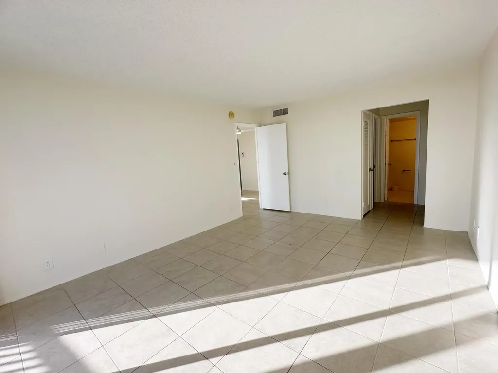 5301 NW 2nd Avenue Boca Raton FL 33487