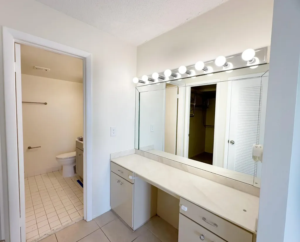 5301 NW 2nd Avenue Boca Raton FL 33487