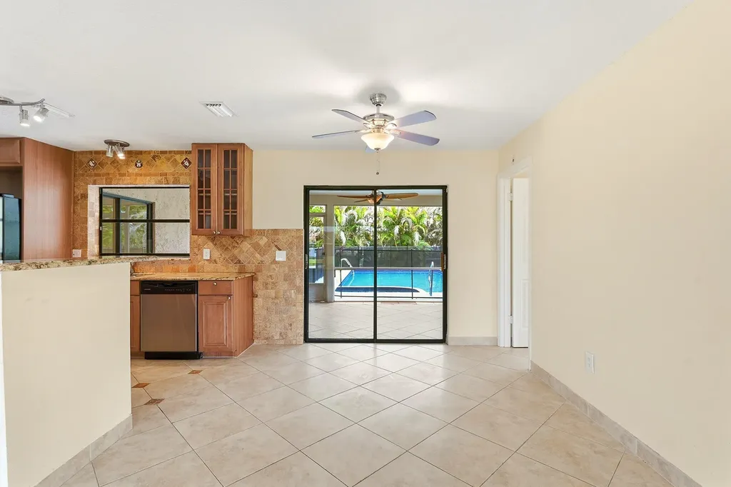 2402 SE Perugia Street Port St Lucie FL 34952