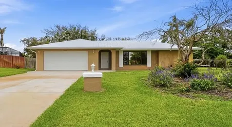 2402 SE Perugia Street Port St Lucie FL 34952