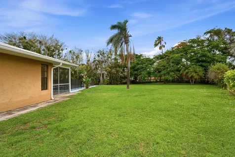 2402 SE Perugia Street Port St Lucie FL 34952