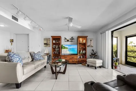 3831 SE 11th Place Cape Coral FL 33904