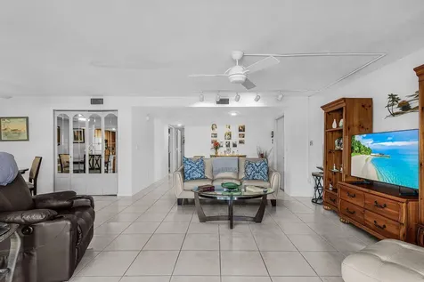 3831 SE 11th Place Cape Coral FL 33904