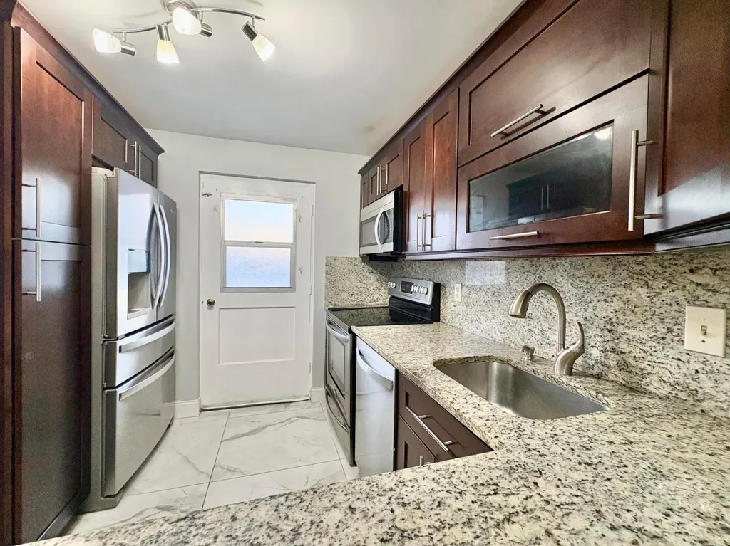 5700 NW 2nd Avenue Boca Raton FL 33487