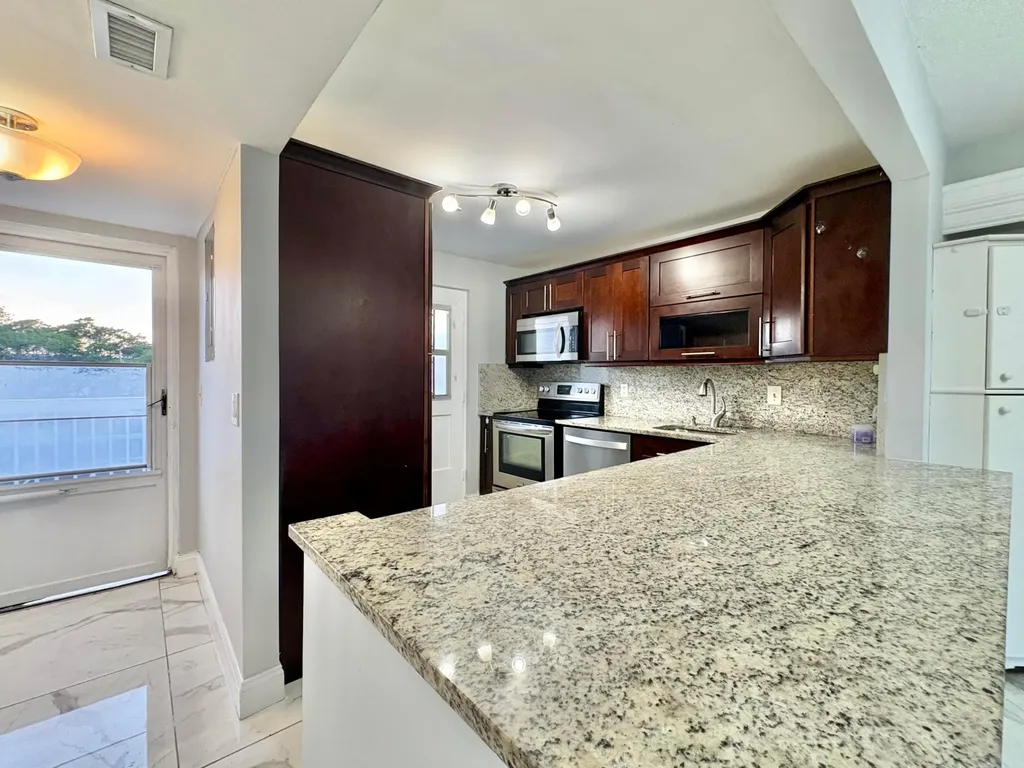 5700 NW 2nd Avenue Boca Raton FL 33487