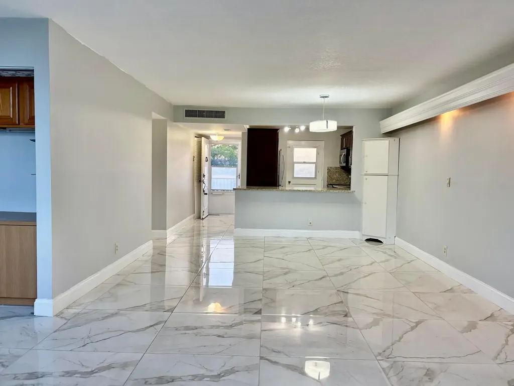 5700 NW 2nd Avenue Boca Raton FL 33487