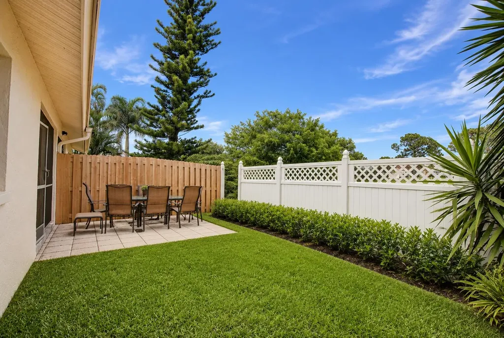 7958 Piper Lane Lake Worth FL 33463