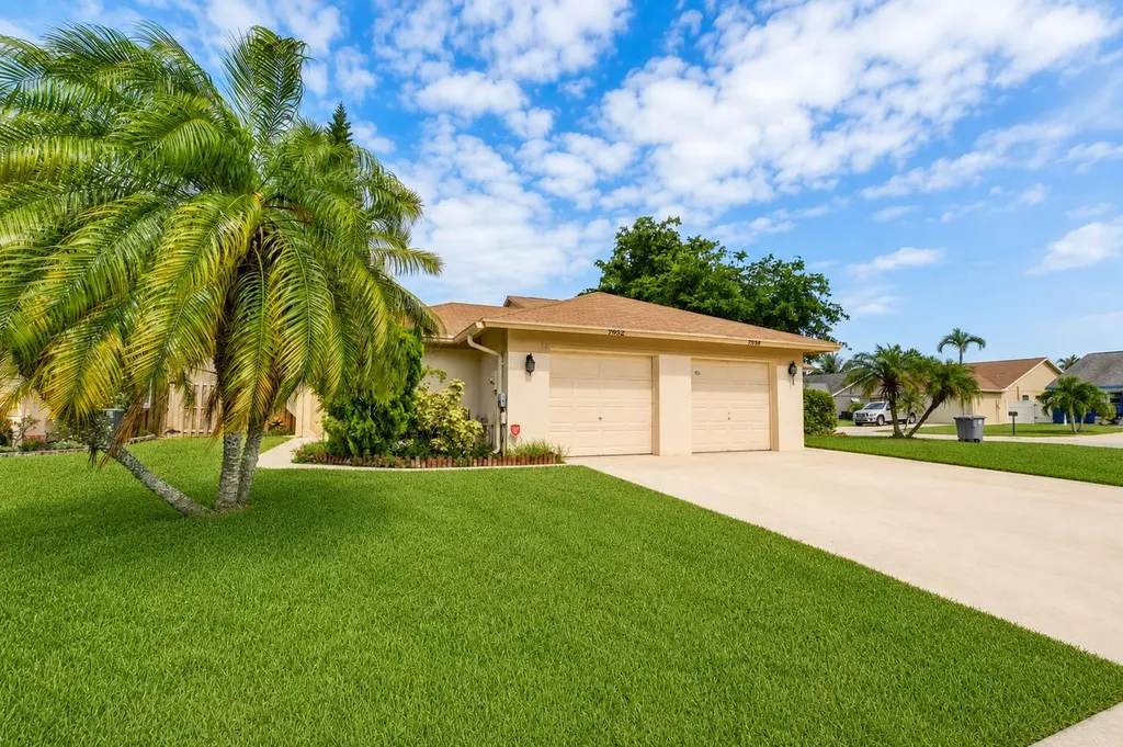 7958 Piper Lane Lake Worth FL 33463