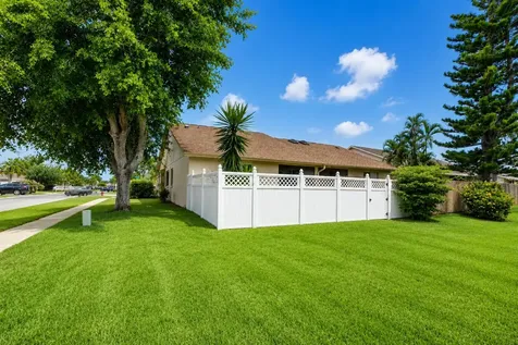 7958 Piper Lane Lake Worth FL 33463