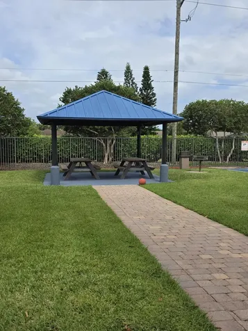 2866 S Oasis Drive Boynton Beach FL 33426