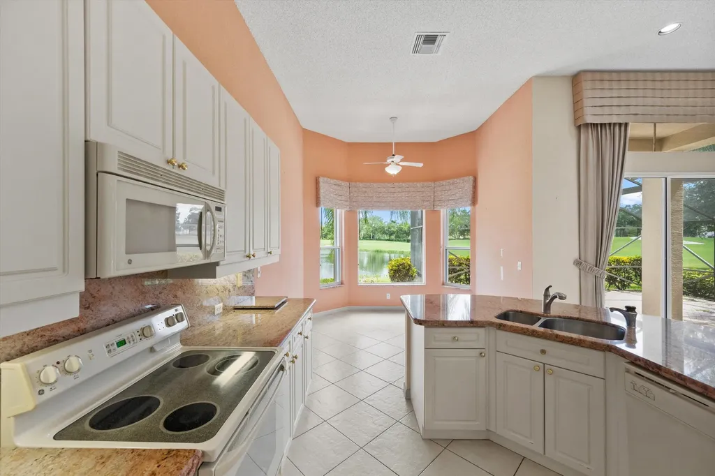 10911 Royal Devon Way Lake Worth FL 33449