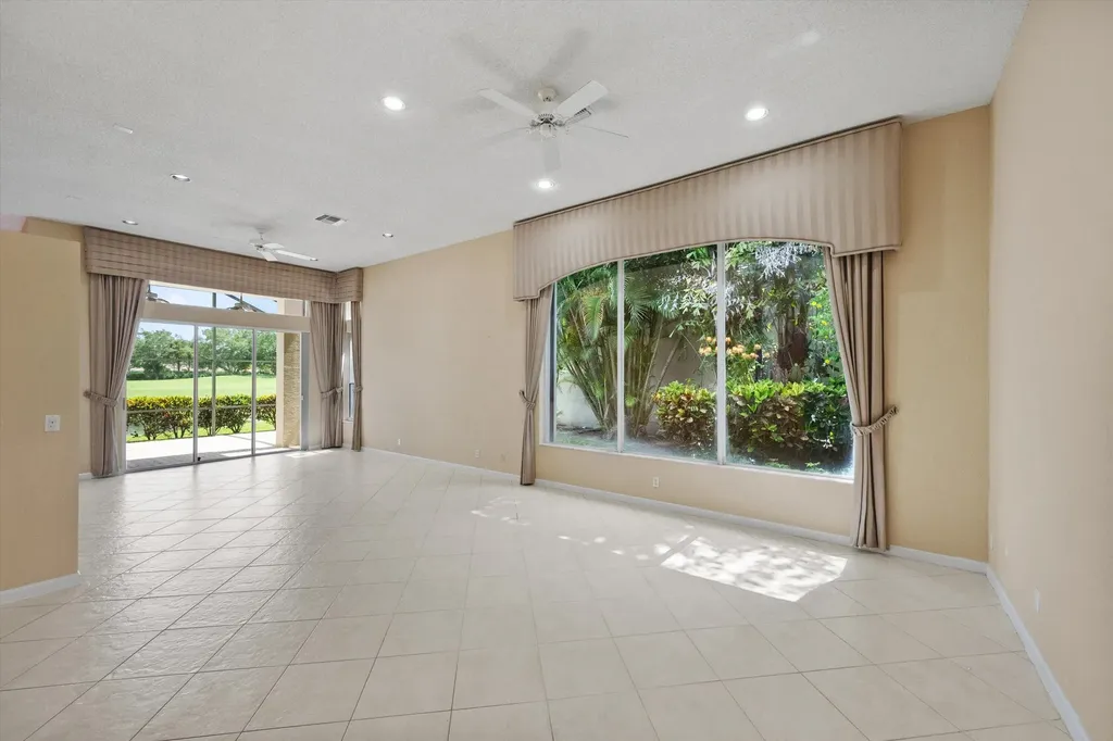 10911 Royal Devon Way Lake Worth FL 33449