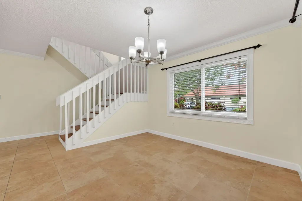 704 SW 89th Avenue Plantation FL 33324