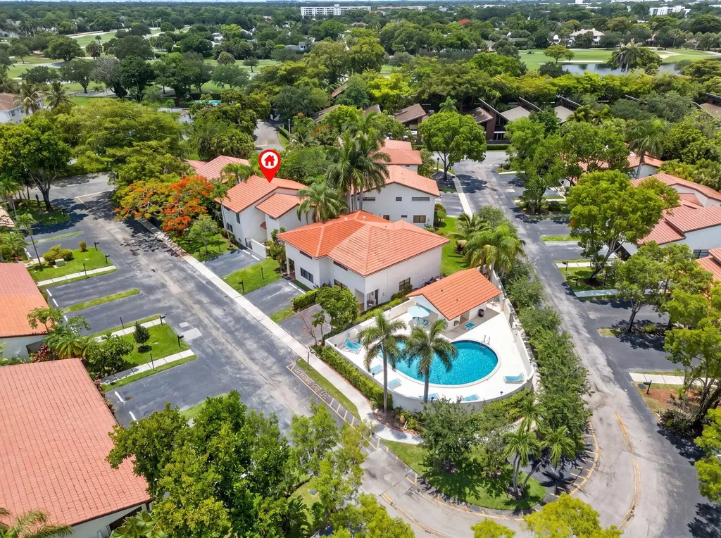704 SW 89th Avenue Plantation FL 33324