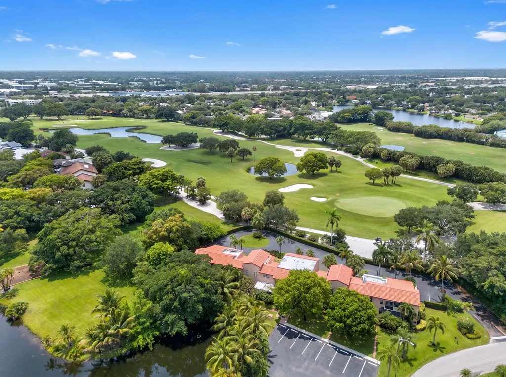 704 SW 89th Avenue Plantation FL 33324