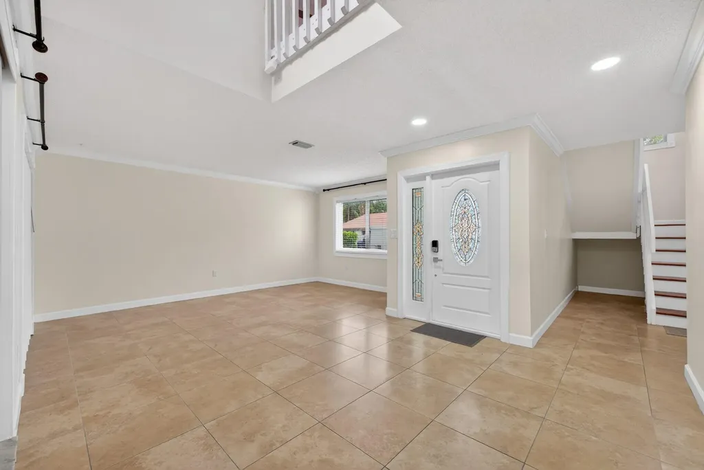 704 SW 89th Avenue Plantation FL 33324
