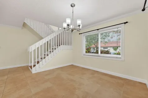704 SW 89th Avenue Plantation FL 33324
