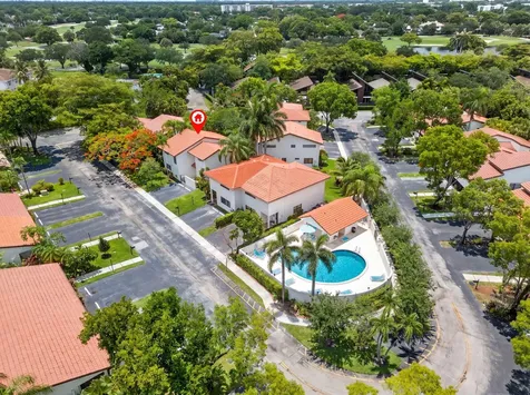 704 SW 89th Avenue Plantation FL 33324