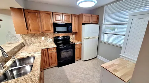 1719 Whitehall Drive Davie FL 33324