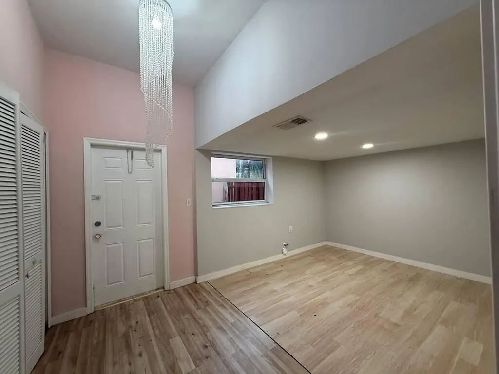 9141 NW 152nd Street Miami Lakes FL 33018