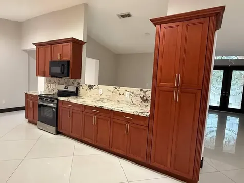 9141 NW 152nd Street Miami Lakes FL 33018