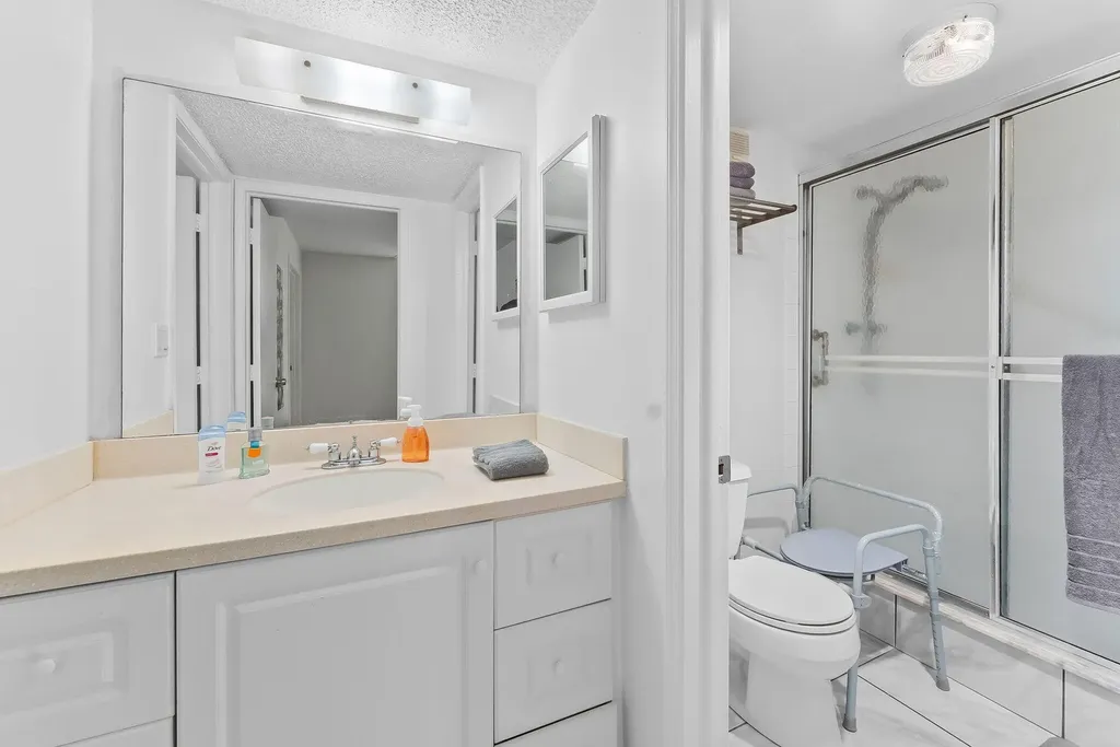 9451 Evergreen Place Davie FL 33324