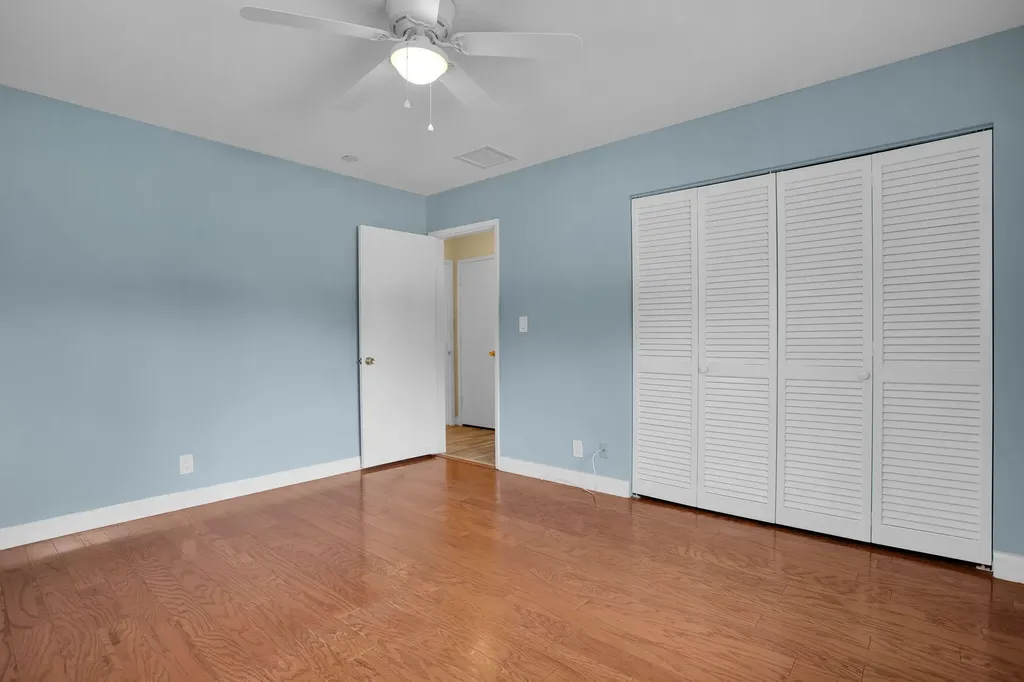 1910 NE 52nd Street NE Fort Lauderdale FL 33308