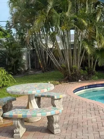 1910 NE 52nd Street NE Fort Lauderdale FL 33308