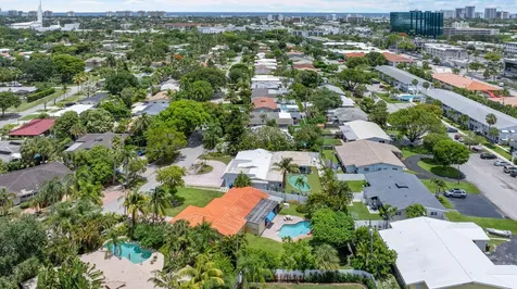 1910 NE 52nd Street NE Fort Lauderdale FL 33308