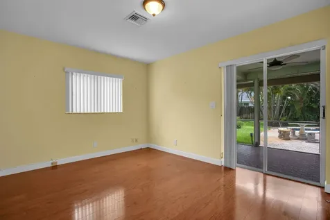 1910 NE 52nd Street NE Fort Lauderdale FL 33308