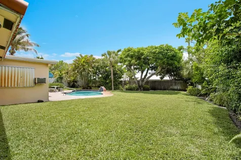 1910 NE 52nd Street NE Fort Lauderdale FL 33308