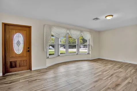 1910 NE 52nd Street NE Fort Lauderdale FL 33308