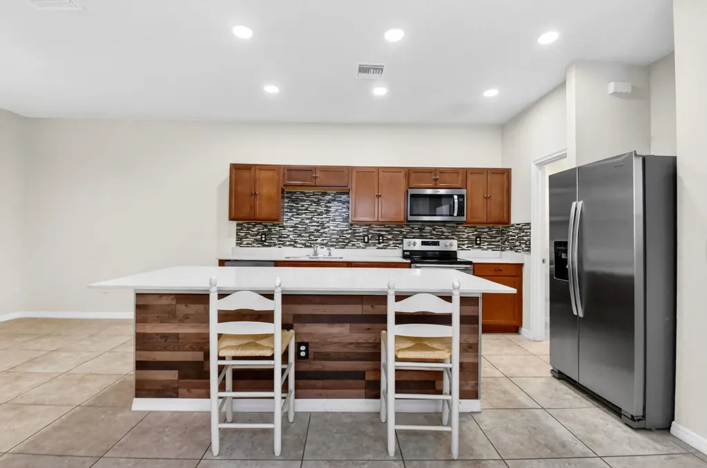 2833 Troubadour Street Palm Springs FL 33406