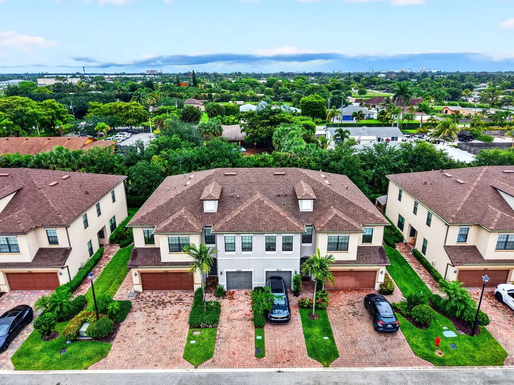 2833 Troubadour Street Palm Springs FL 33406