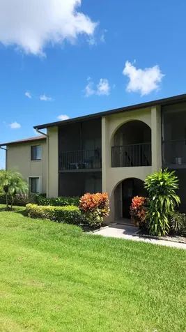 527 Shady Pine Way Greenacres FL 33415