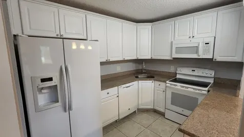 527 Shady Pine Way Greenacres FL 33415