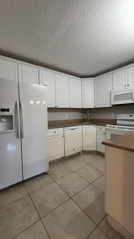 527 Shady Pine Way Greenacres FL 33415