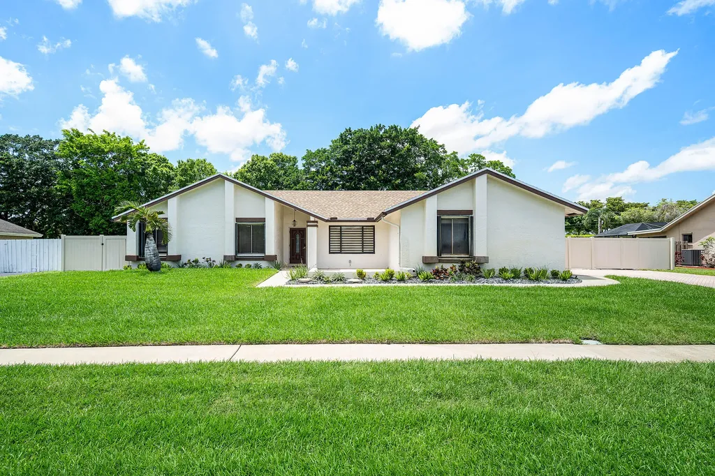 18235 104th Terrace S Boca Raton FL 33498