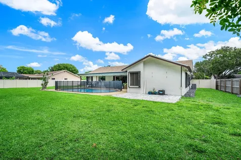 18235 104th Terrace S Boca Raton FL 33498