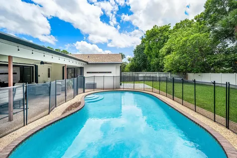 18235 104th Terrace S Boca Raton FL 33498