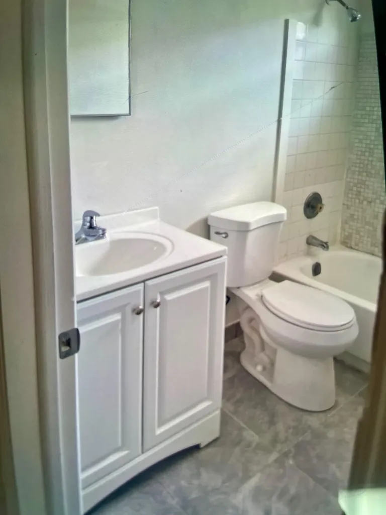 1136 NW 8th Avenue Fort Lauderdale FL 33311
