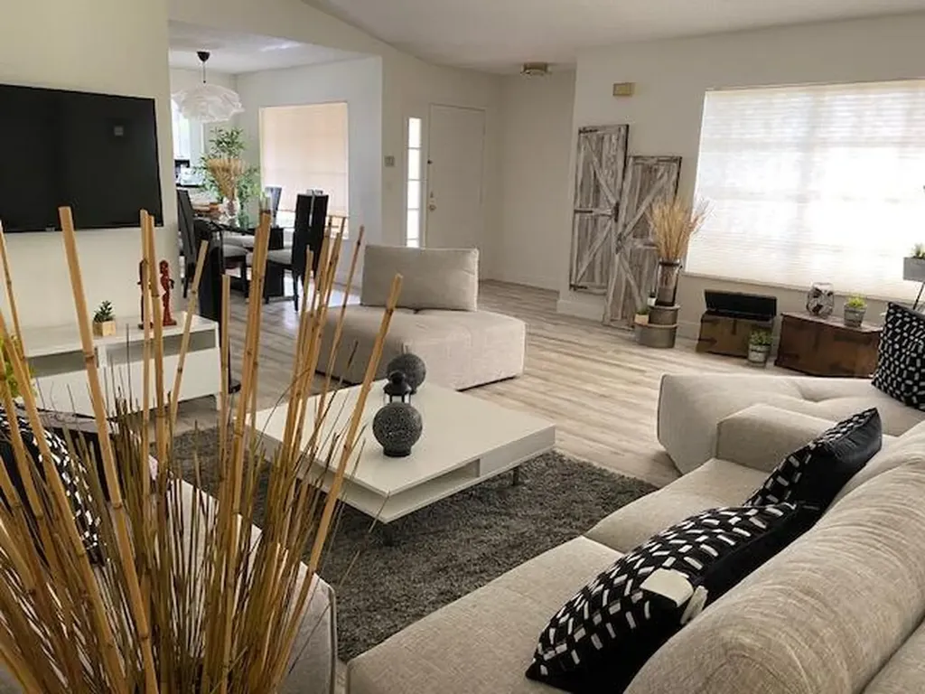 15718 Loch Maree Lane Delray Beach FL 33446