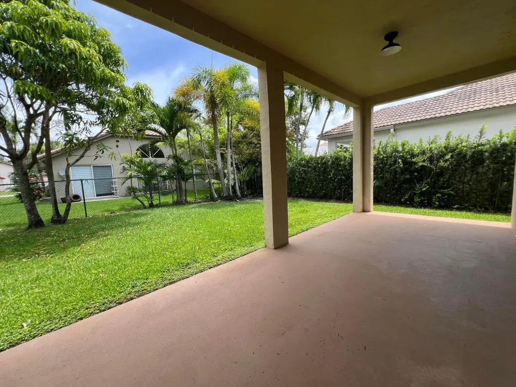 16447 SW 1st Court Pembroke Pines FL 33027
