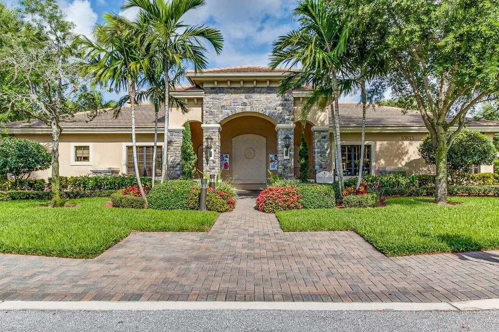 7890 Jewelwood Drive Boynton Beach FL 33437