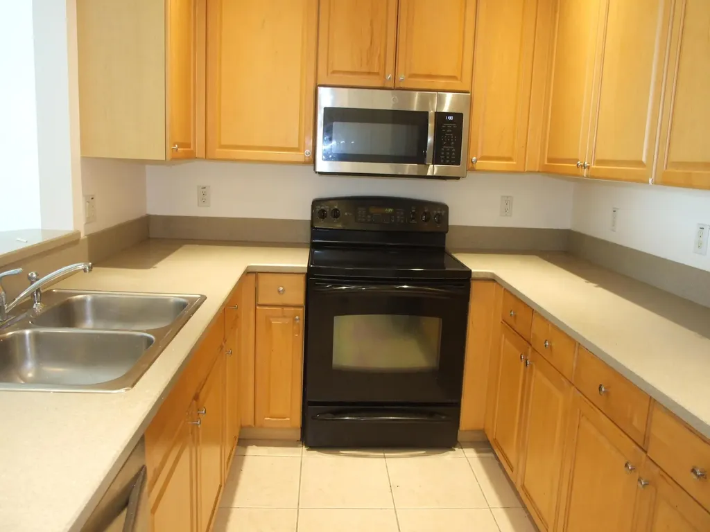 1554 Limetree Bay Avenue Jupiter FL 33458
